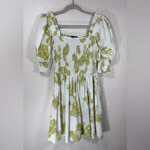 1. State Paisley Green and White Puff Sleeve Smock Babydoll Dress Women’s Medium